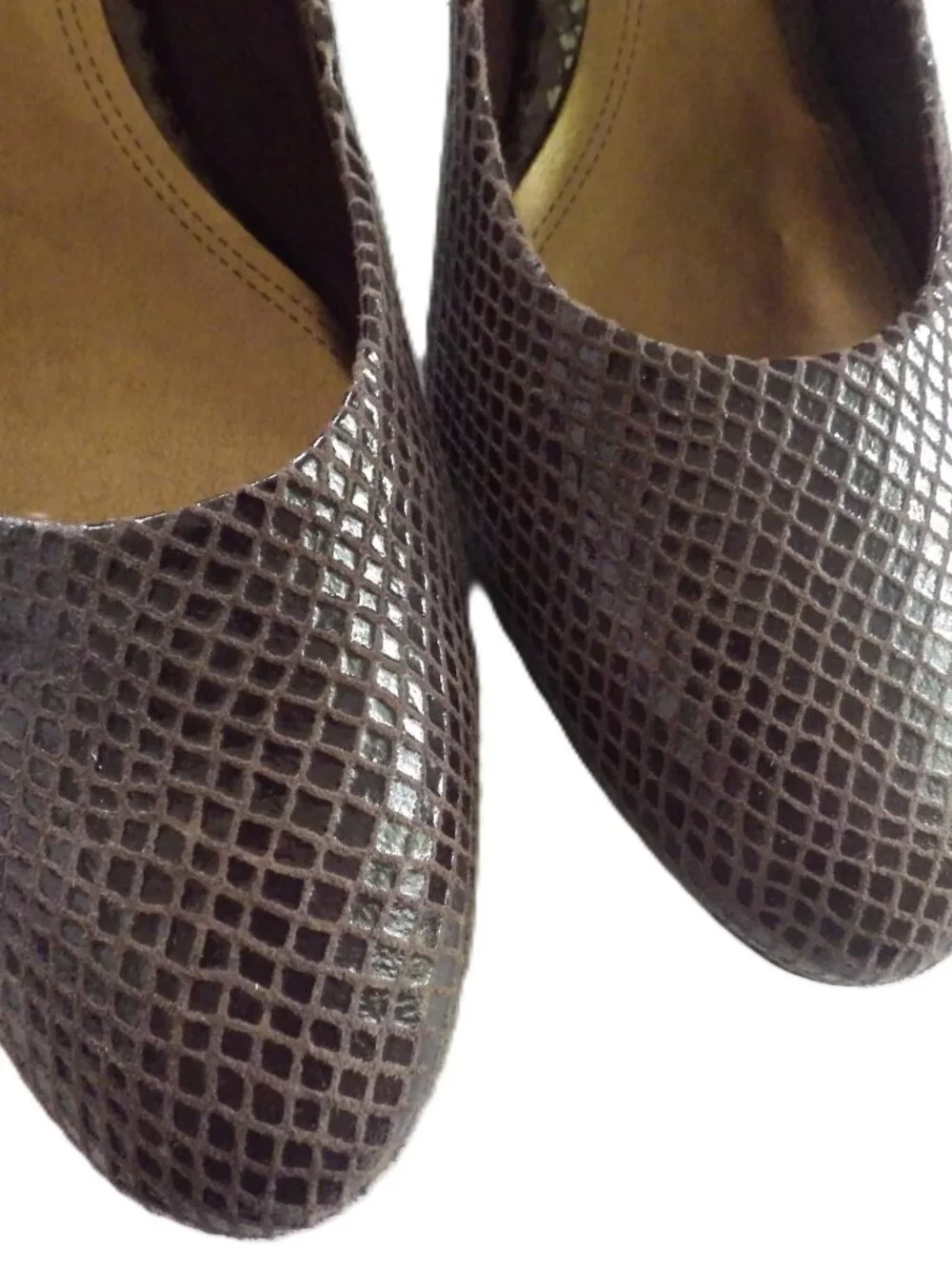 Trotters Janna Mocha Snake Low Heel Pump/ Size 9N